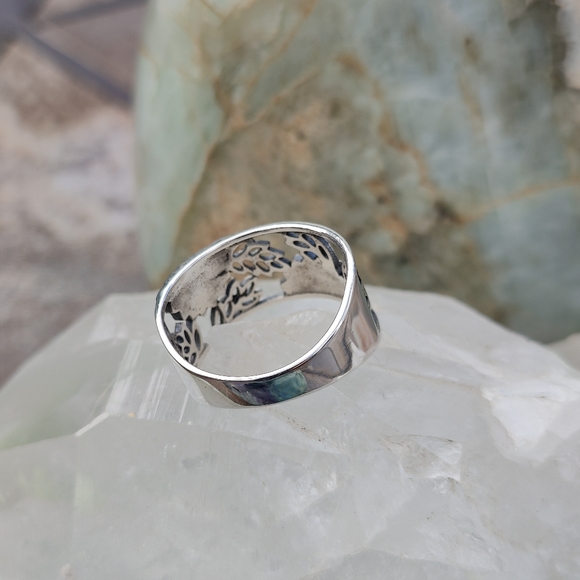 Sunflower Cutout Sterling Silver Ring, size 8 - Picture 4 of 7